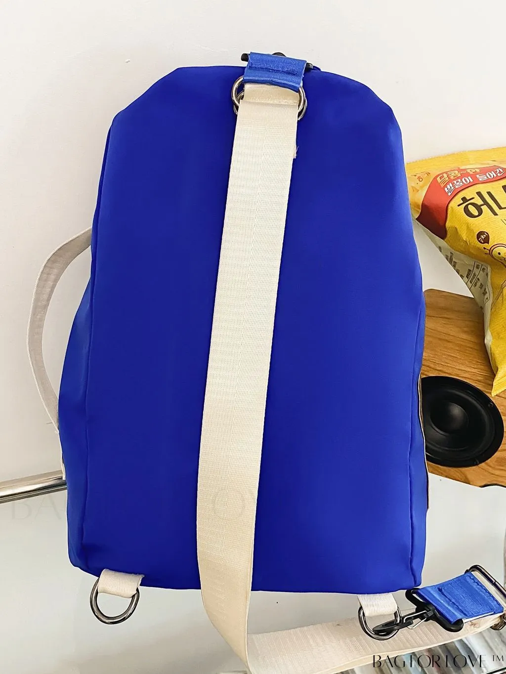 BagForLove - Blue Unisex Shoulder Bag: Simplistic Design, Zipper Closure, Multiple Pockets, Ample Capacity