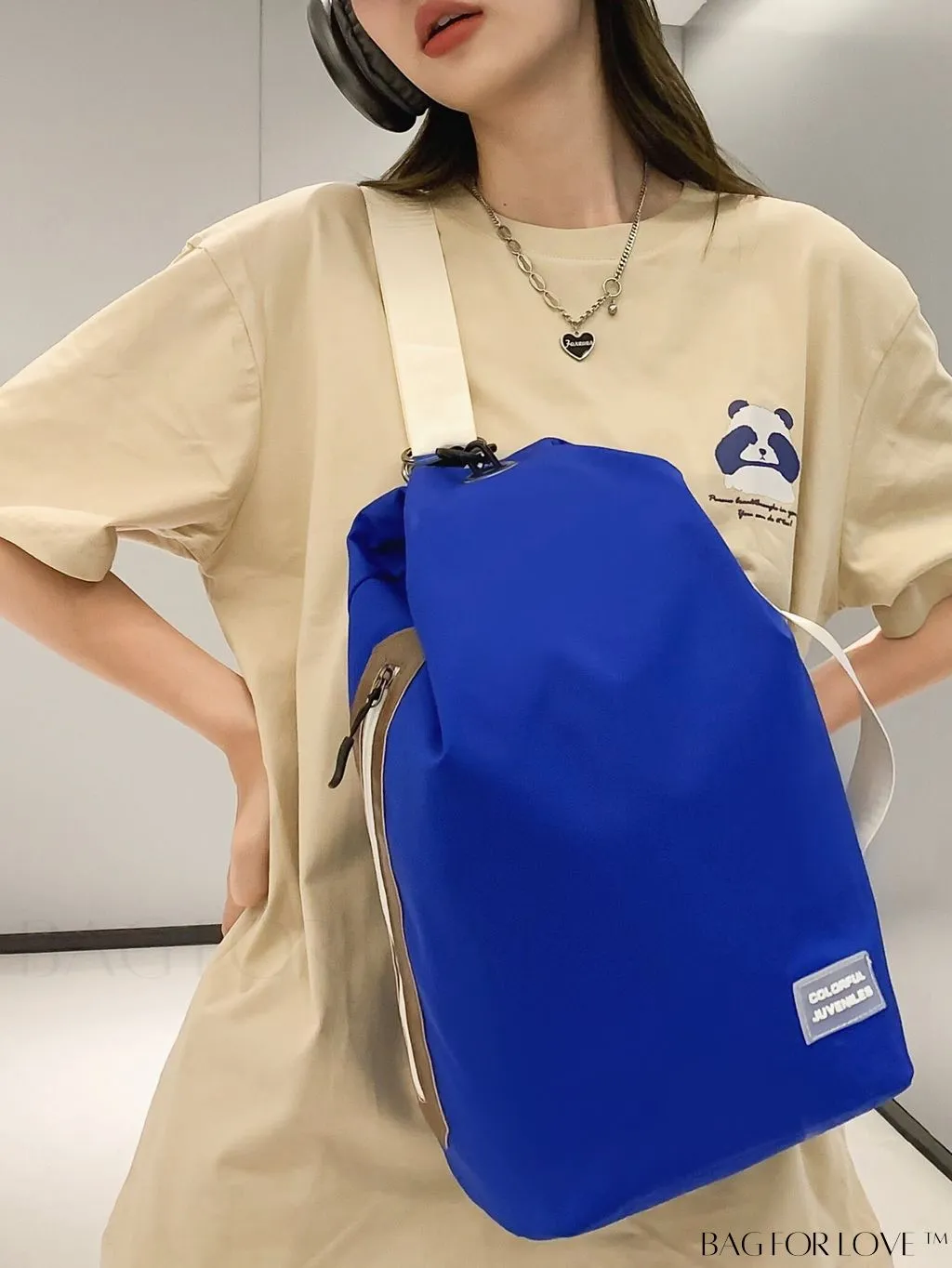 BagForLove - Blue Unisex Shoulder Bag: Simplistic Design, Zipper Closure, Multiple Pockets, Ample Capacity