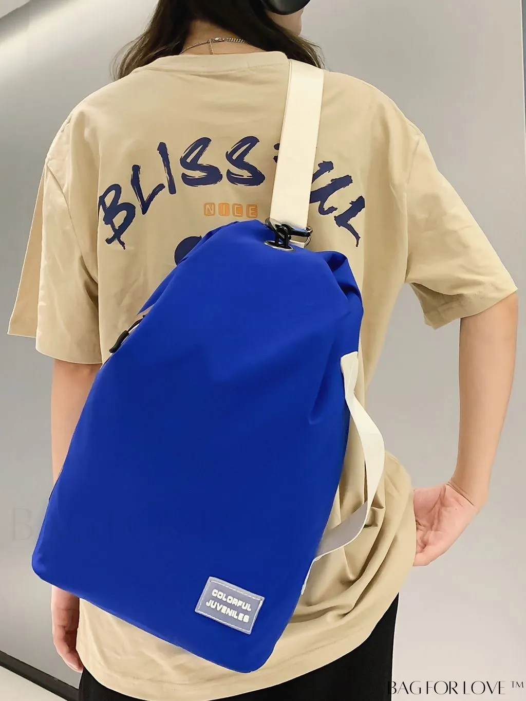 BagForLove - Blue Unisex Shoulder Bag: Simplistic Design, Zipper Closure, Multiple Pockets, Ample Capacity