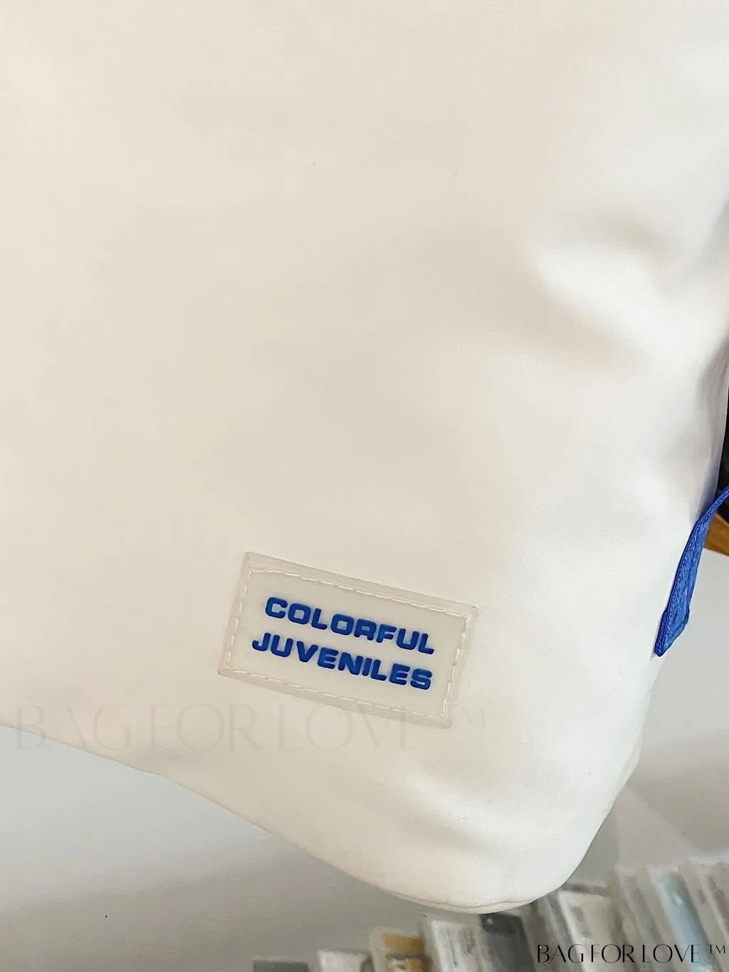 BagForLove - Blue Unisex Shoulder Bag: Simplistic Design, Zipper Closure, Multiple Pockets, Ample Capacity