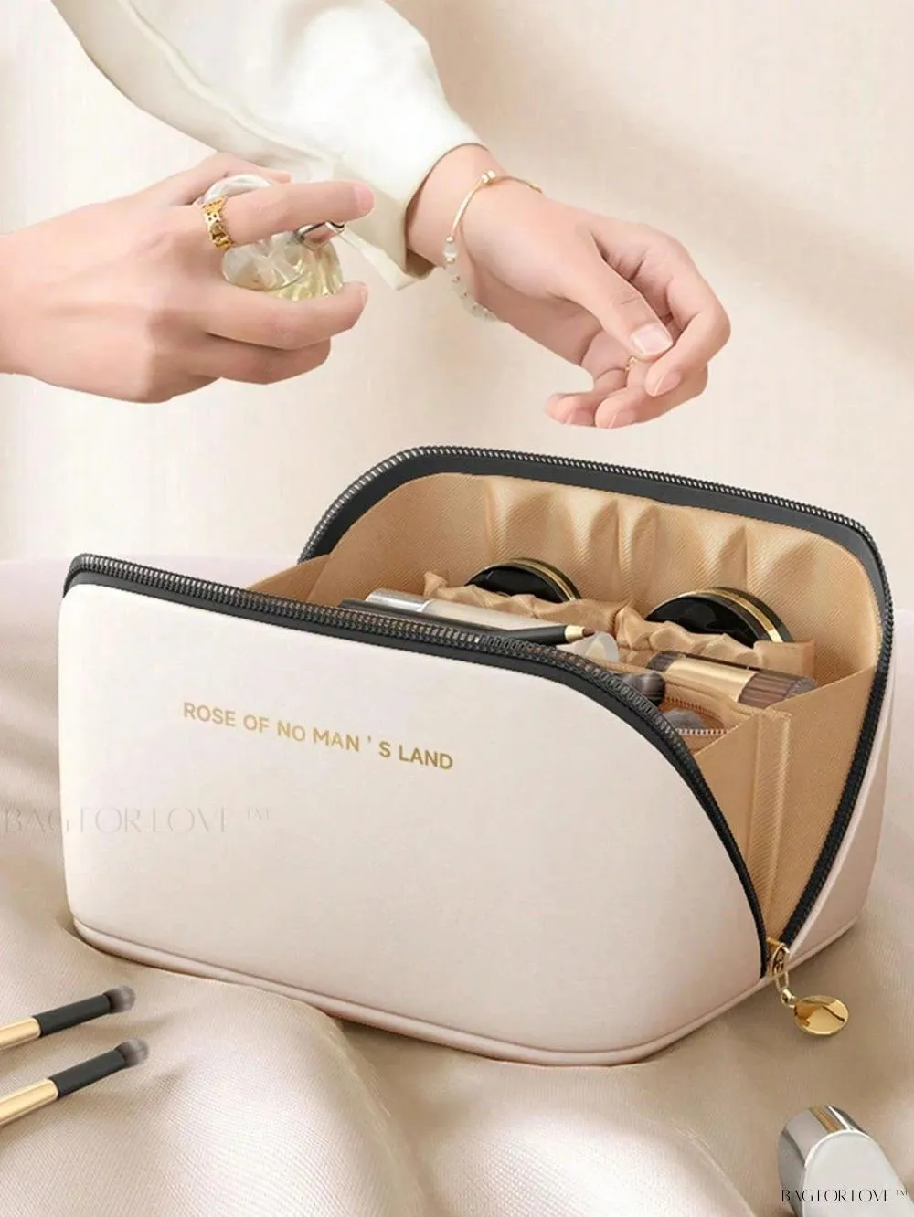 BagForLove - Stylish Toiletry Kit for Her - Portable and Space-Saving Design