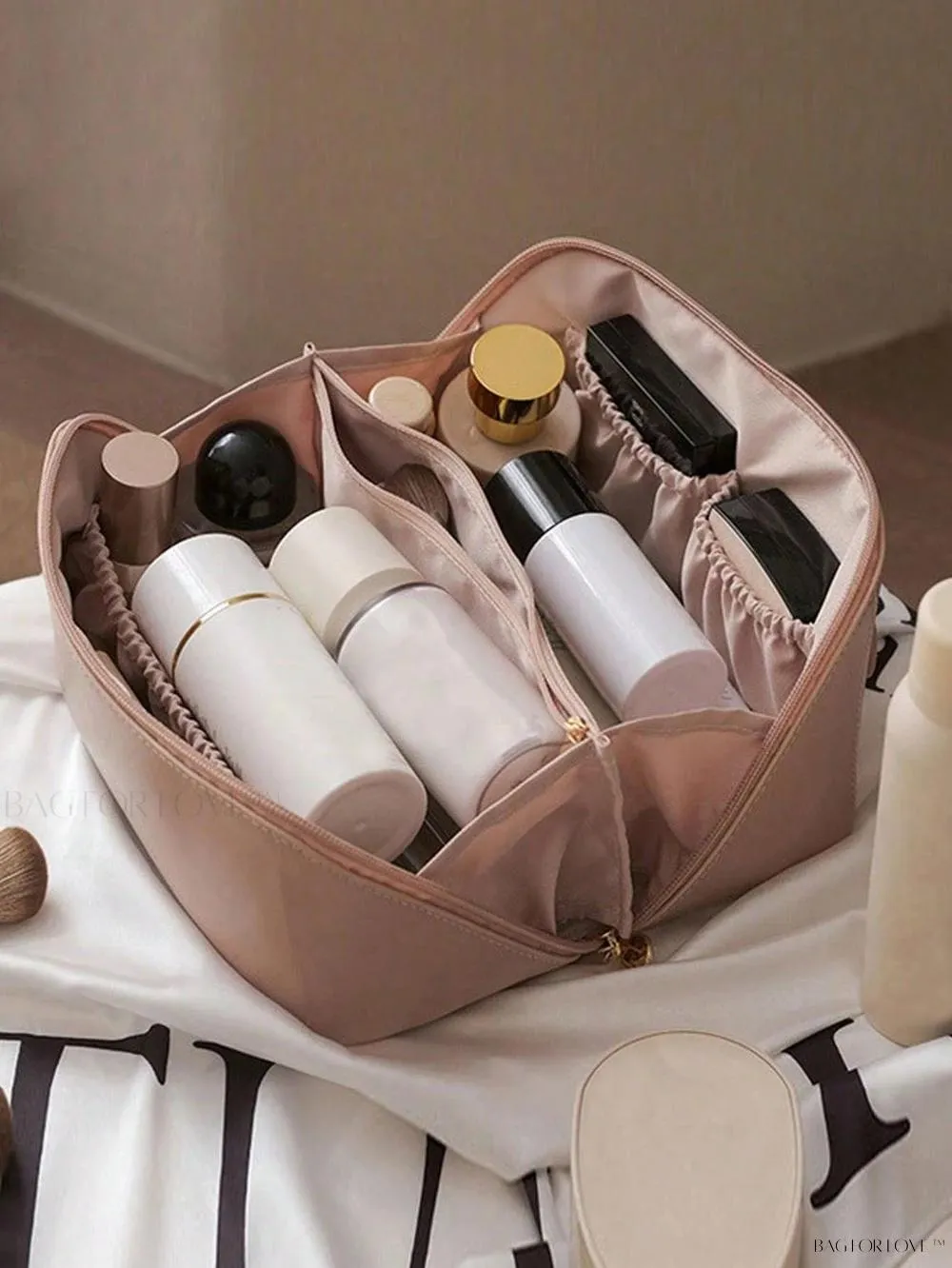 BagForLove - Stylish Toiletry Kit for Her - Portable and Space-Saving Design