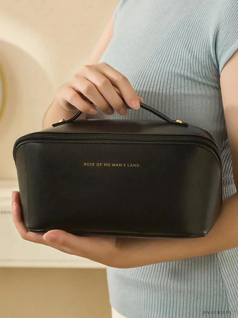 BagForLove - Stylish Toiletry Kit for Her - Portable and Space-Saving Design