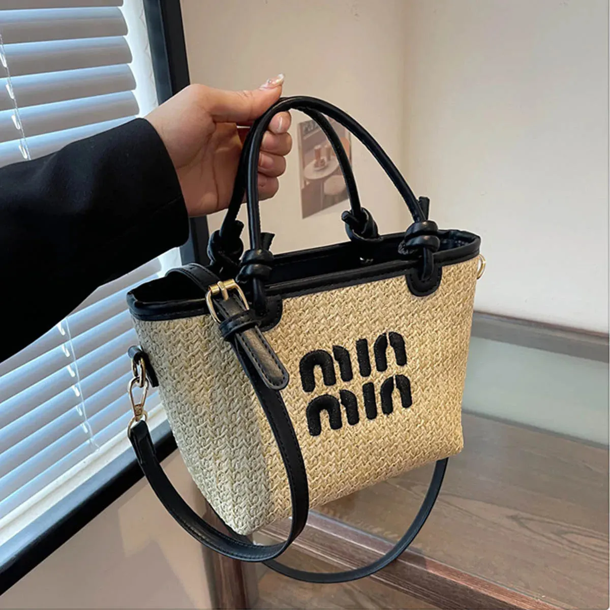 Beach Grass Woven Bag