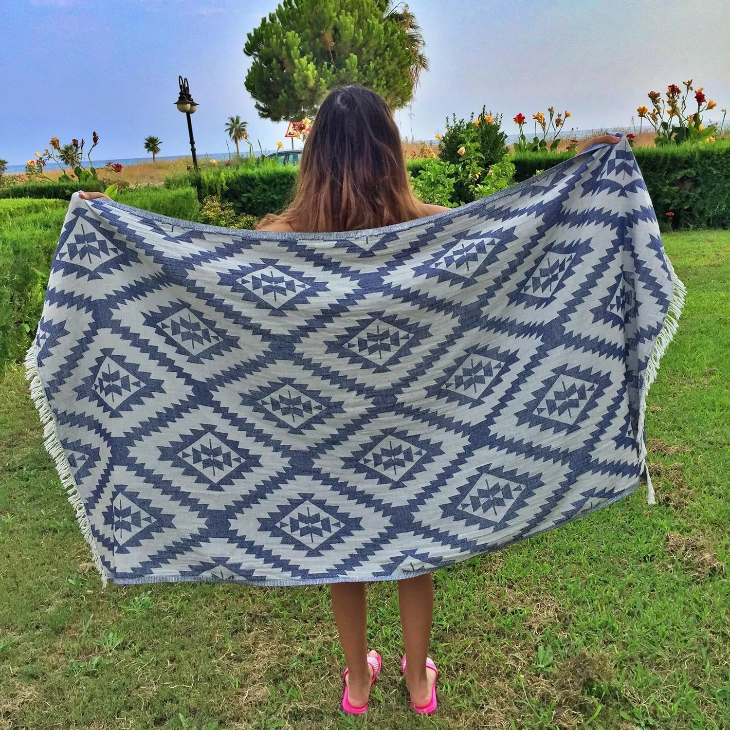 Bersuse 100% Cotton Zipolite Turkish Towel Beach Towel Bath Towel Dual Layer Peshtemal Beach Blanket Beach Essentials - 37x70 Inches, Dark Blue