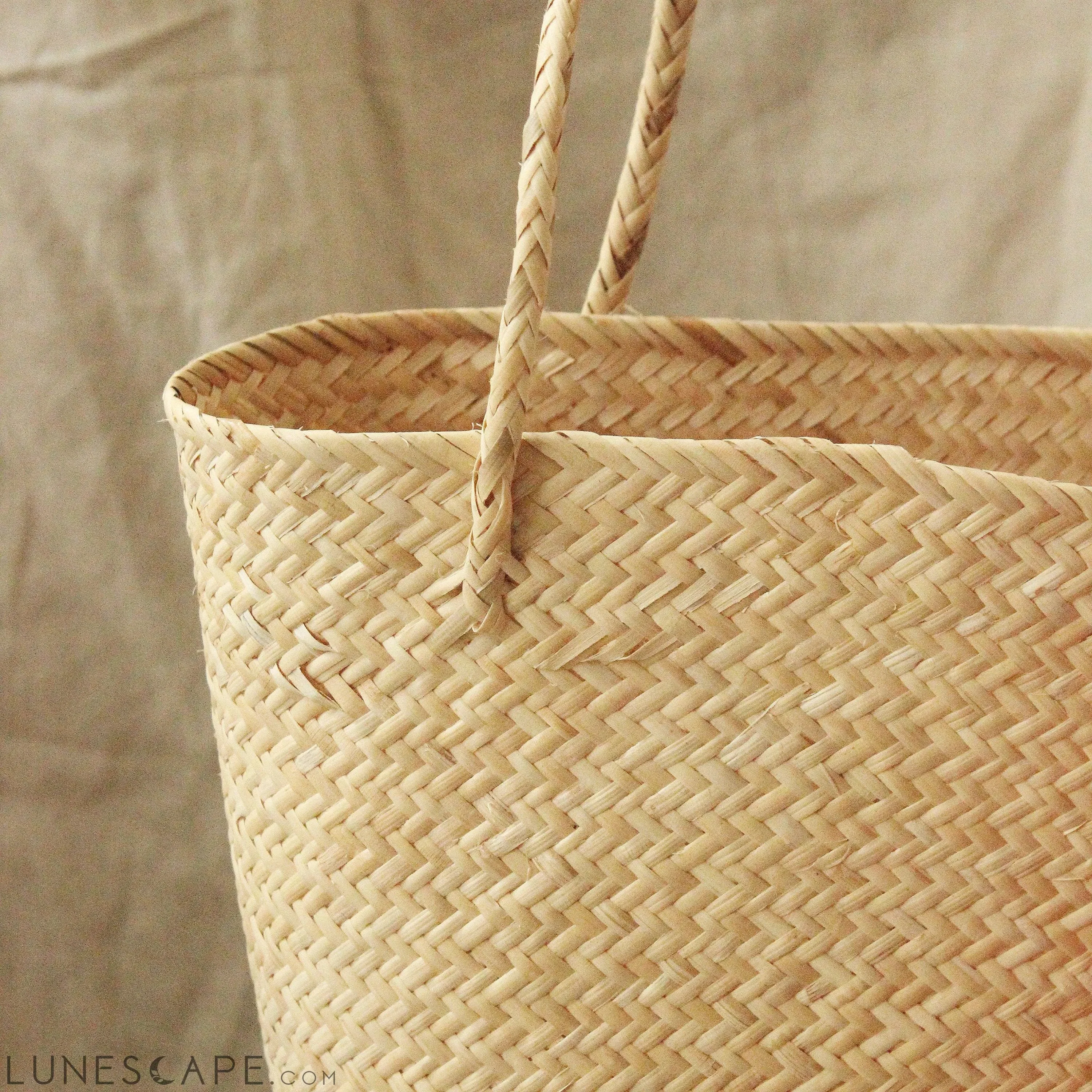 Borneo Love Rush - Handwoven Straw Tote Bag with