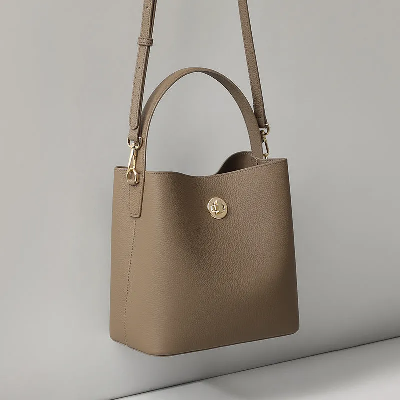 Casual Women's Genuine Leather Versatile Commuter Bags