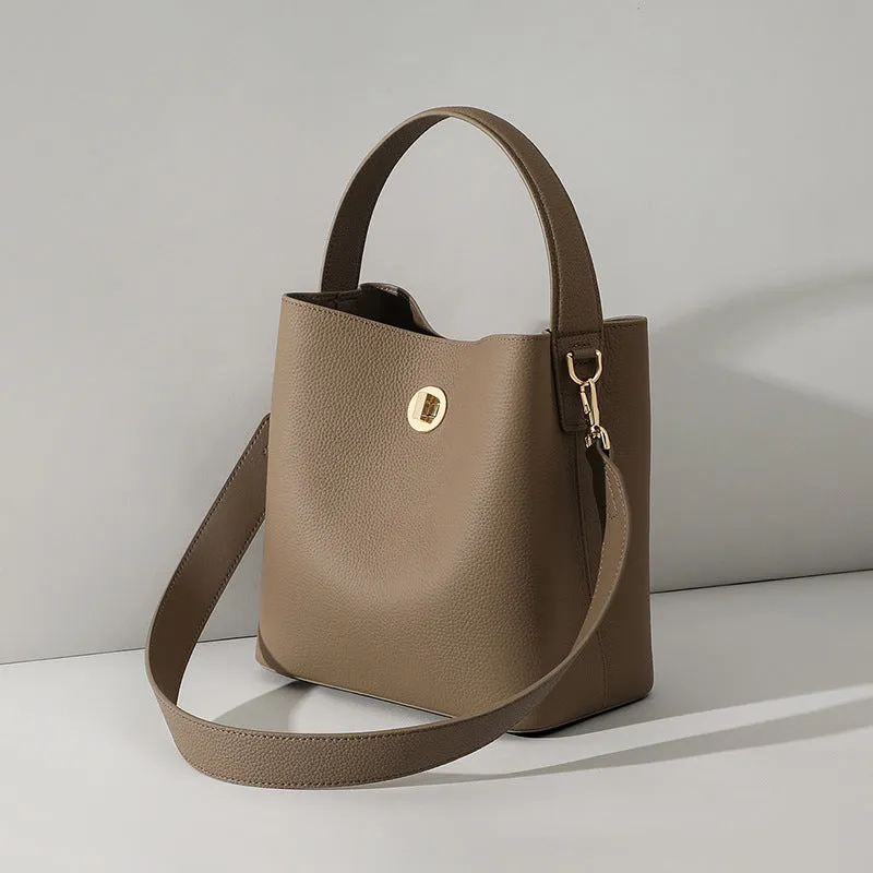 Casual Women's Genuine Leather Versatile Commuter Bags