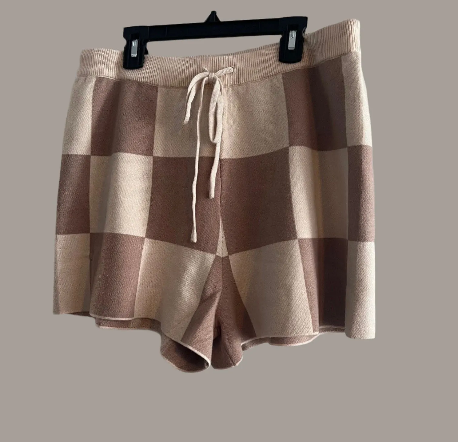Checkered  Woven Short