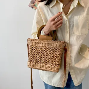 Fashionable Straw Bags
