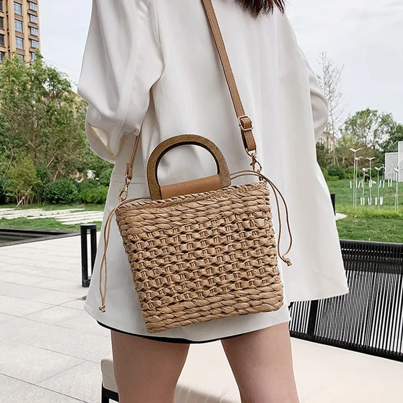 Fashionable Straw Bags