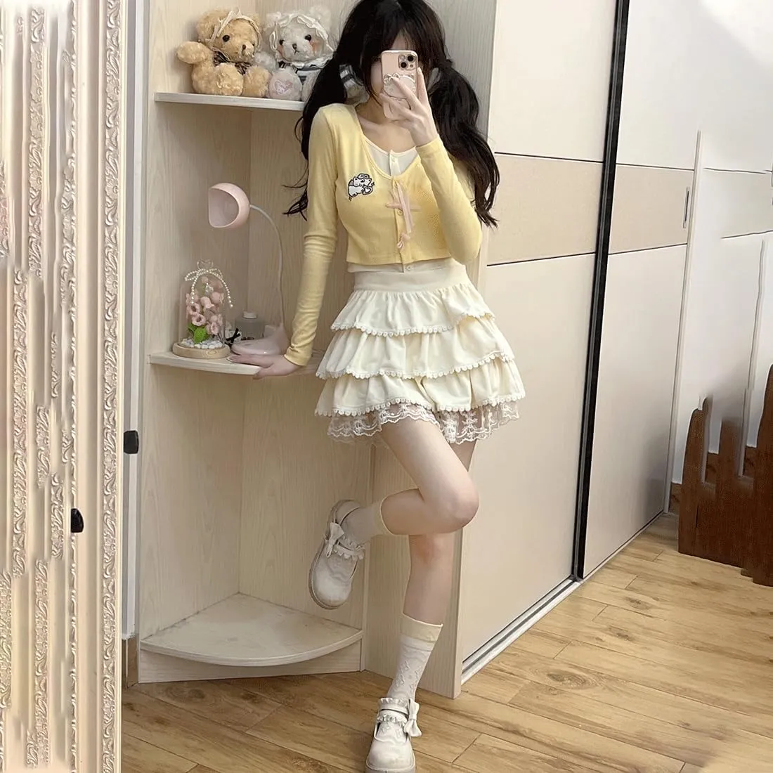 Harajuku Gothic Lolita Kawaii Fashion Casual Style Elastic Waisted Soft Vintage Lace Trim Layered Tiered Skirt