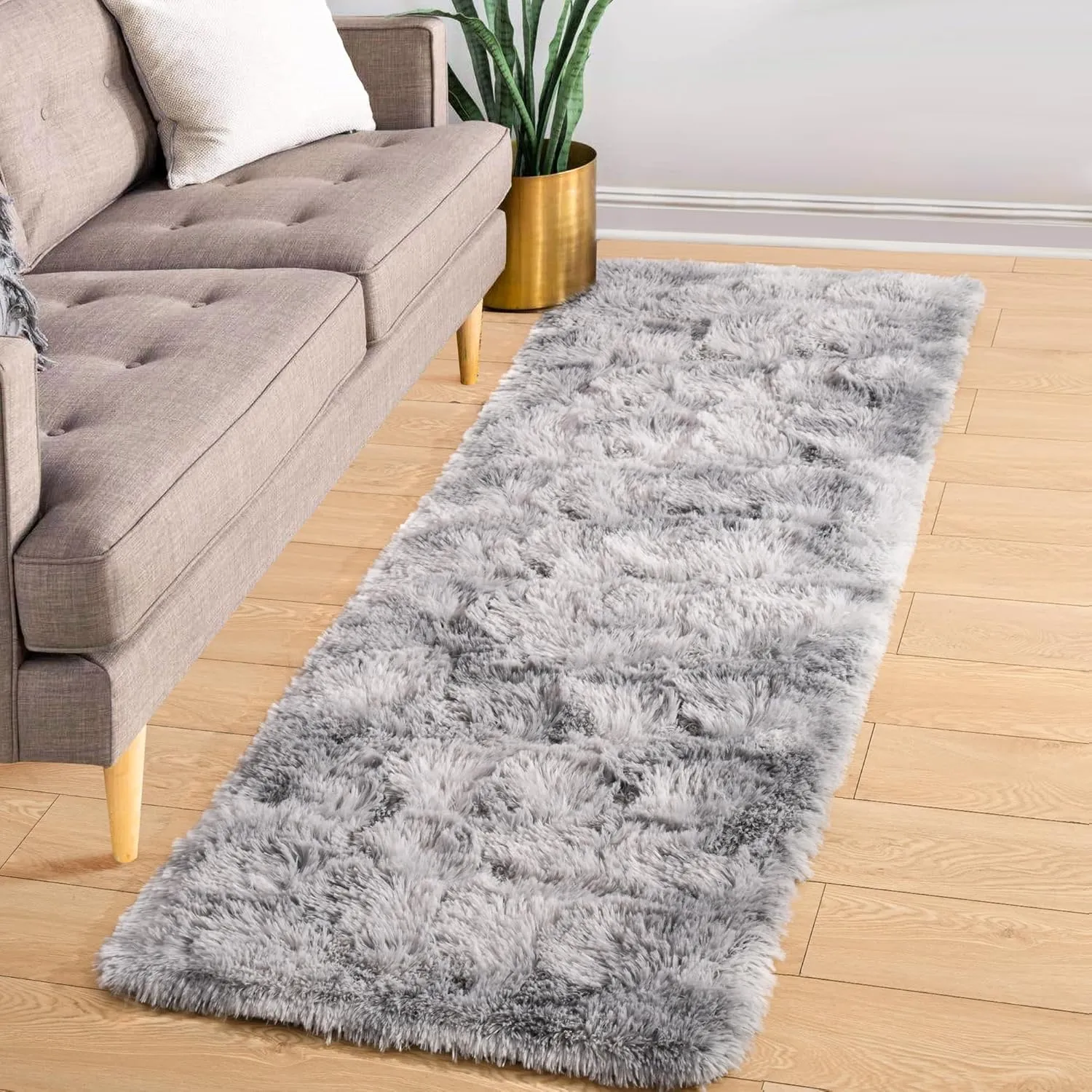 ISEAU Runner Rug for Bedroom, 2x6 Feet Shag Area Rug with Upgrade Non Slip, Light Grey Fluffy Carpet Runner for Hallway, Fuzzy Soft Living Room Rugs for Kids Boys Bedroom Decor