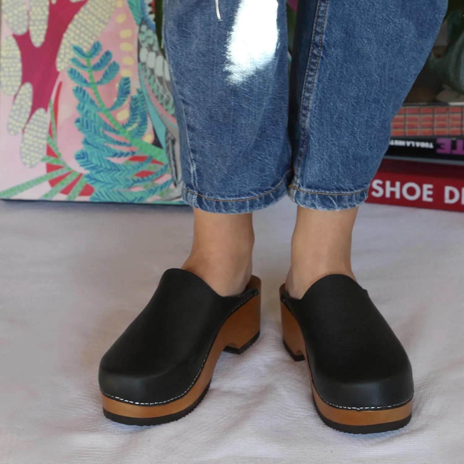 Kebba Edith - Handmade Wooden Clogs with Genuine Leather | Arch Support and Comfortable Fit | Chilean Tepa Platform and EVA Sole |Made in Villarrica, Chile