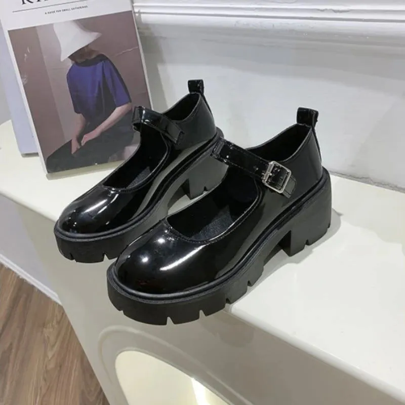 Lolita Shoes Japanese Girl Platform Black high heels fashion Round Toe Mary Jane Women Patent faux Leather Student Cosplay Shoes