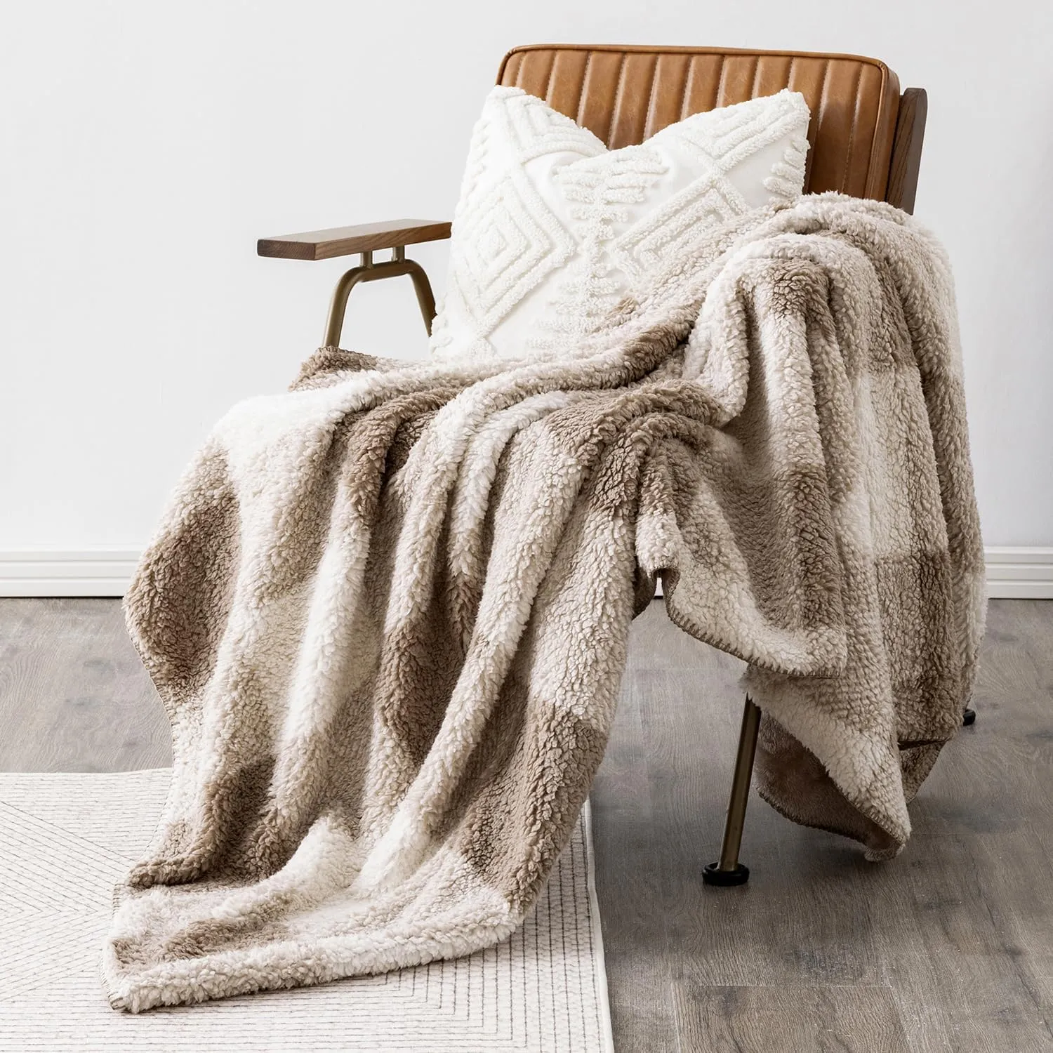 LURKA Checkered Sherpa & Polar Fleece Throw Blanket - 2-Sided Luxury Hypoallergenic Blankets for Couch, Bed, Pets (Khaki, Throw(50"x60"))