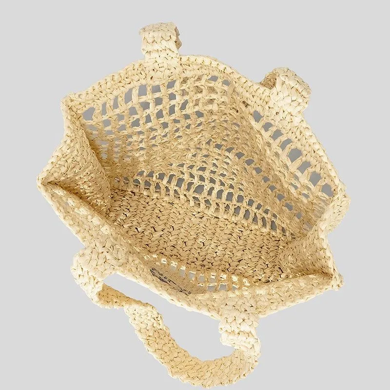 Luxury Straw Shoulder Bag for Beach Use