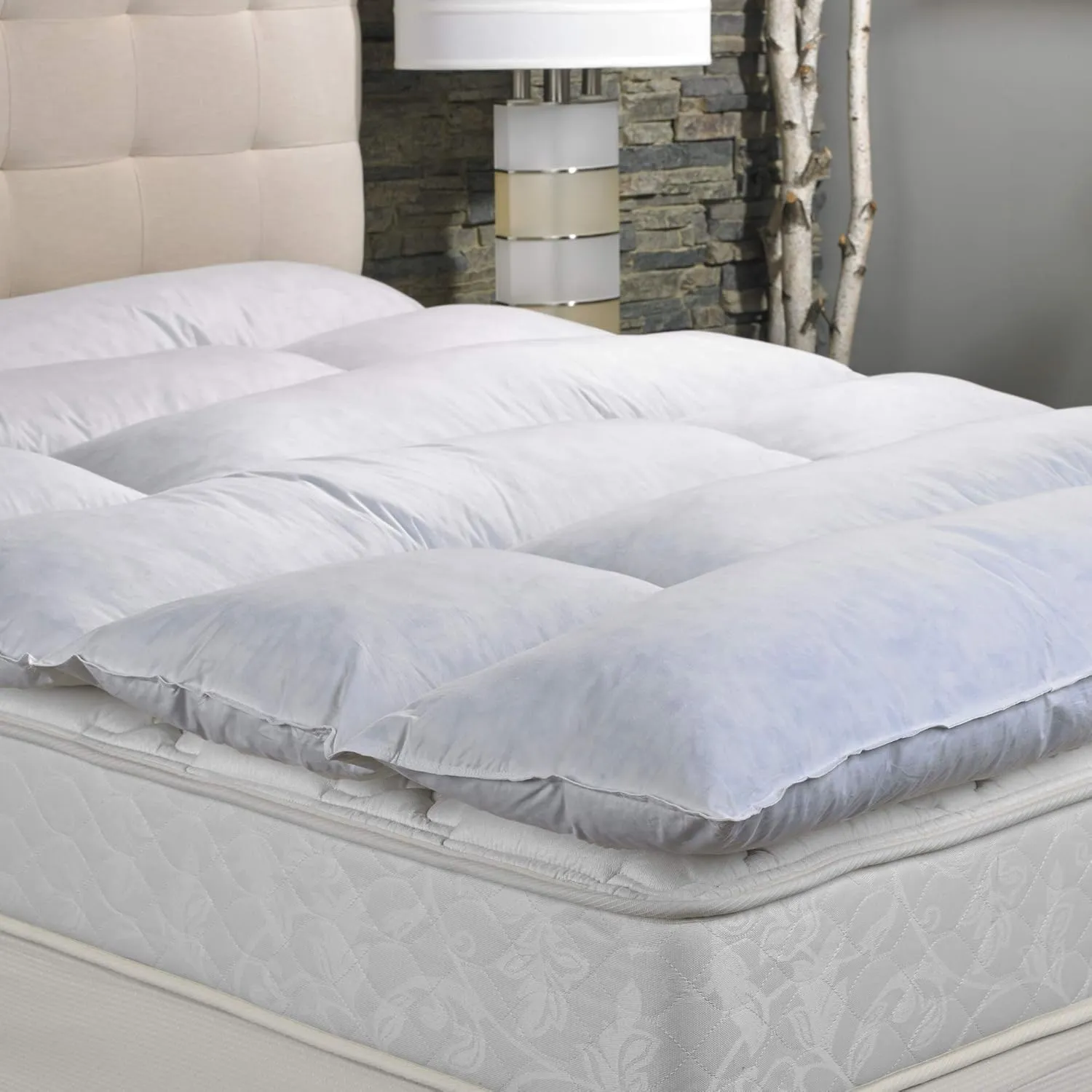 Marriott Hotel Featherbed Queen Mattress Topper - Plush Hypoallergenic Comfort - Luxurious Hotel Collection Bedding