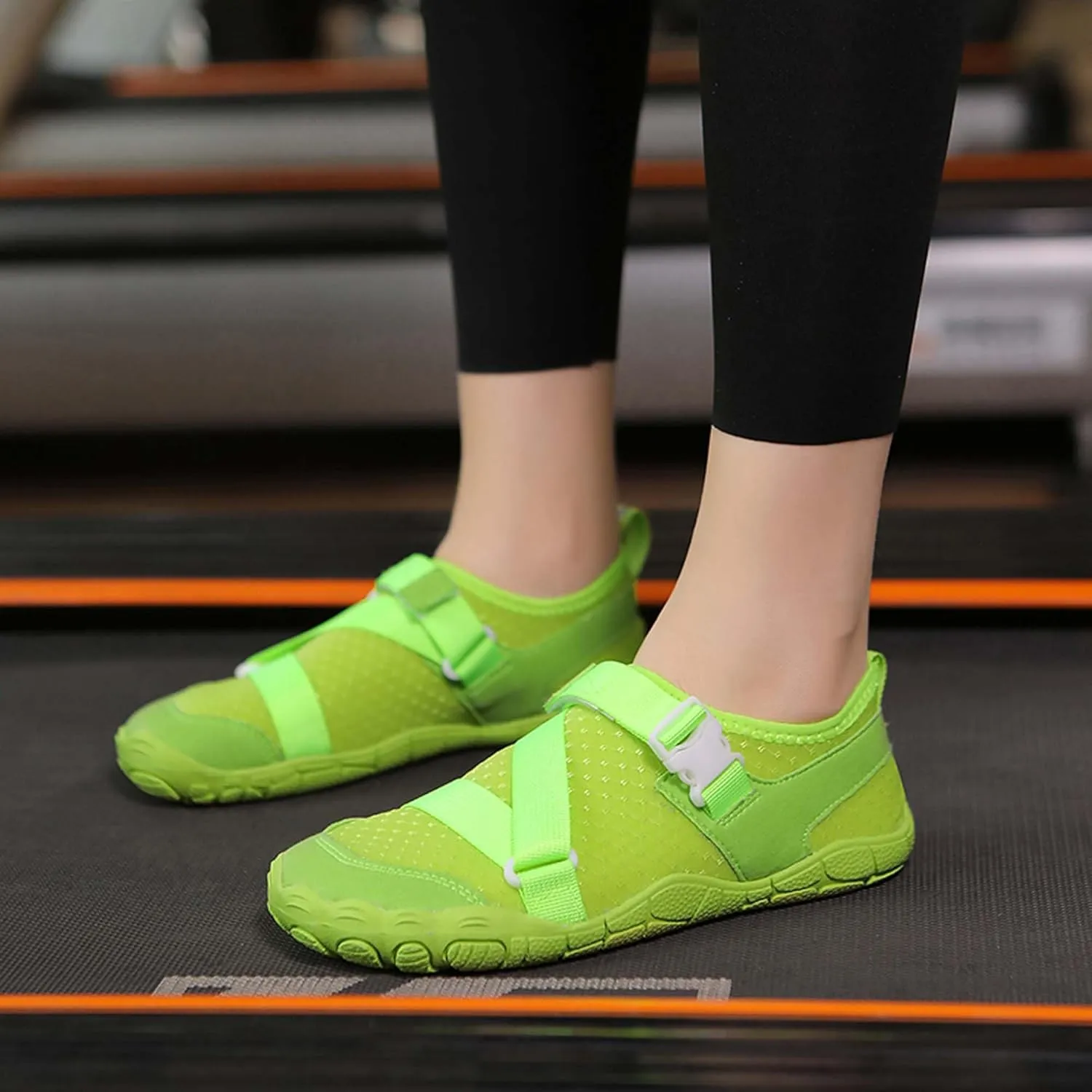 Men Women Barefoot Water Shoes Waterproof Quick Dry Beach Swimming Surfing Water Sports Shoes for Indoor Yoga Fitness or Hiking