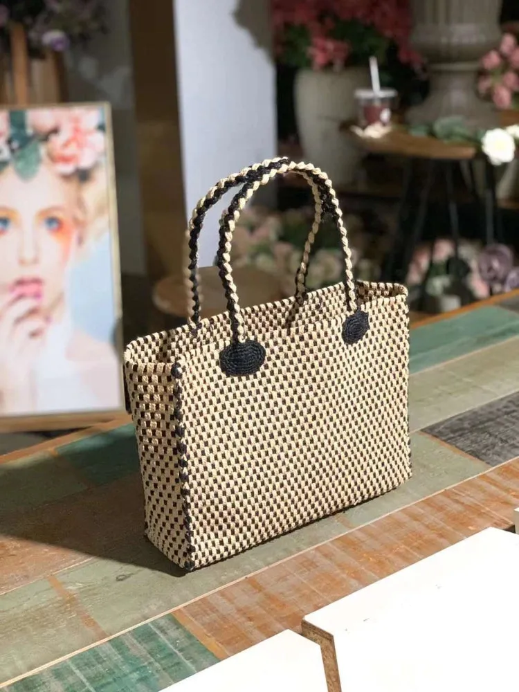 Nieo Woven Bag