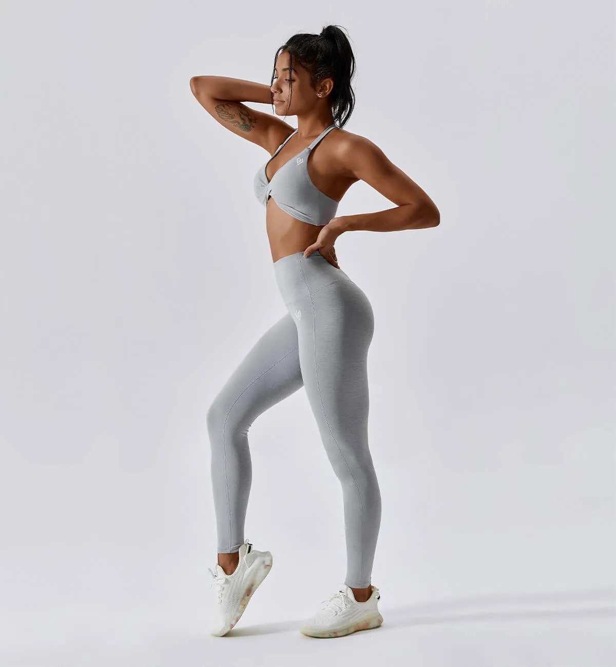 Revive Halter Neck Twist Sports Bra-White Smoke