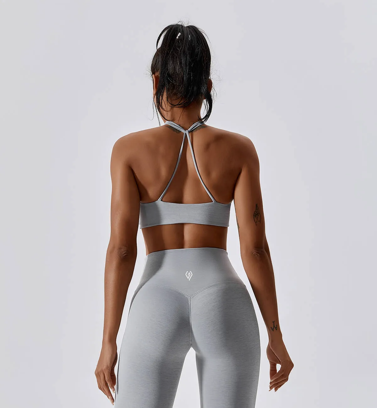 Revive Halter Neck Twist Sports Bra-White Smoke