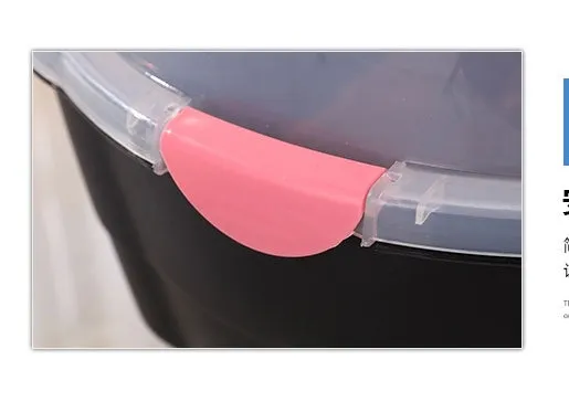 Small Portable Travel Pet Crate in Pink Colour