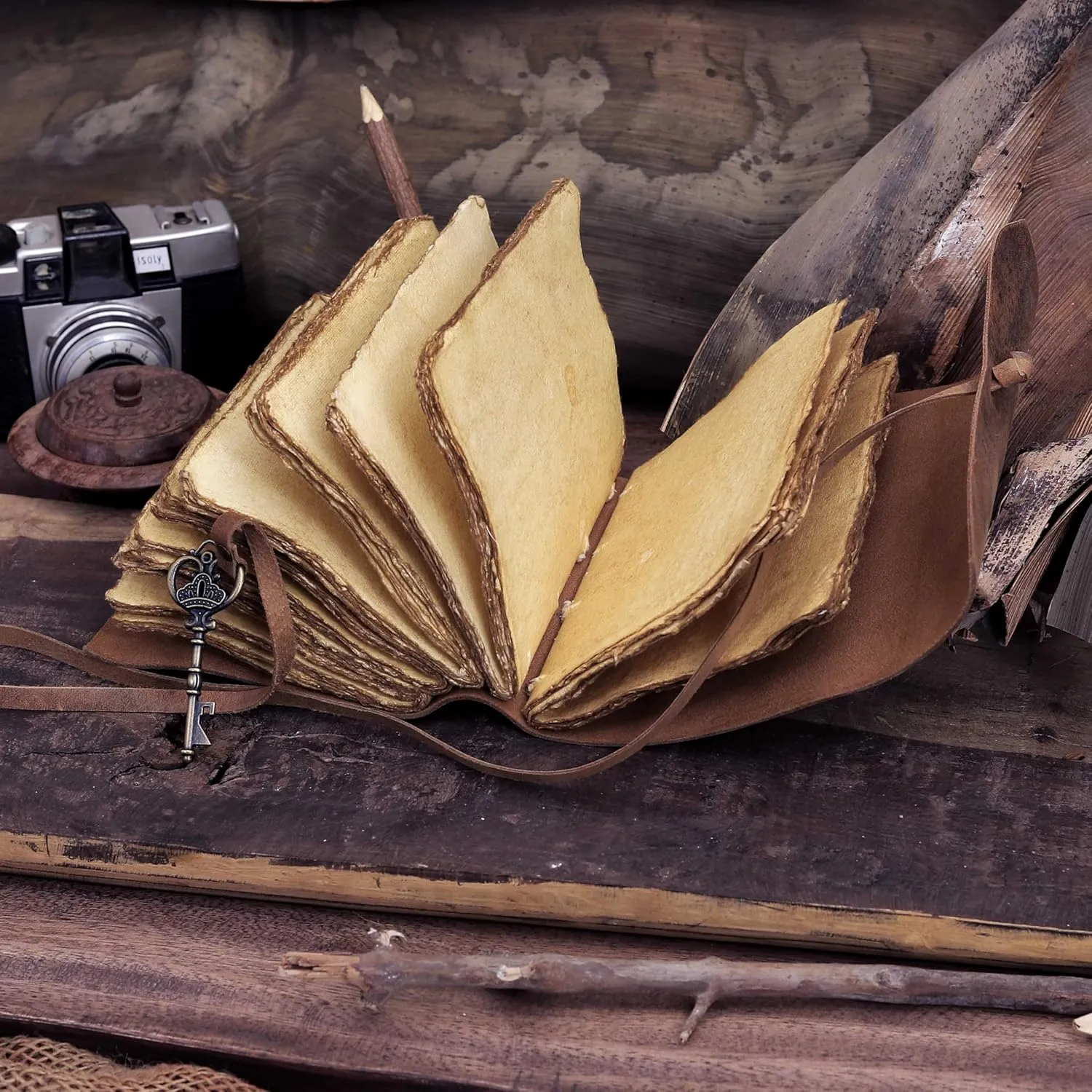 VINTAGE STYLE LEATHER JOURNAL