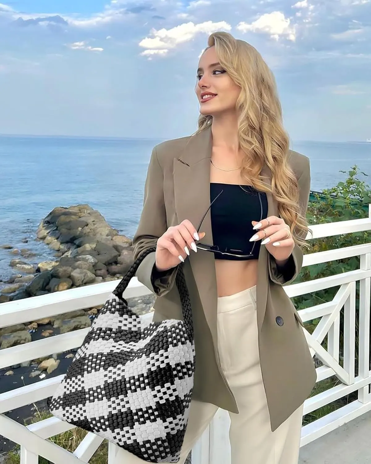 Woven Tote Bag for Women, Fashion Woven Bags for Women Vegan Leather Shoulder Handbags Large Summer Beach Travel Bag