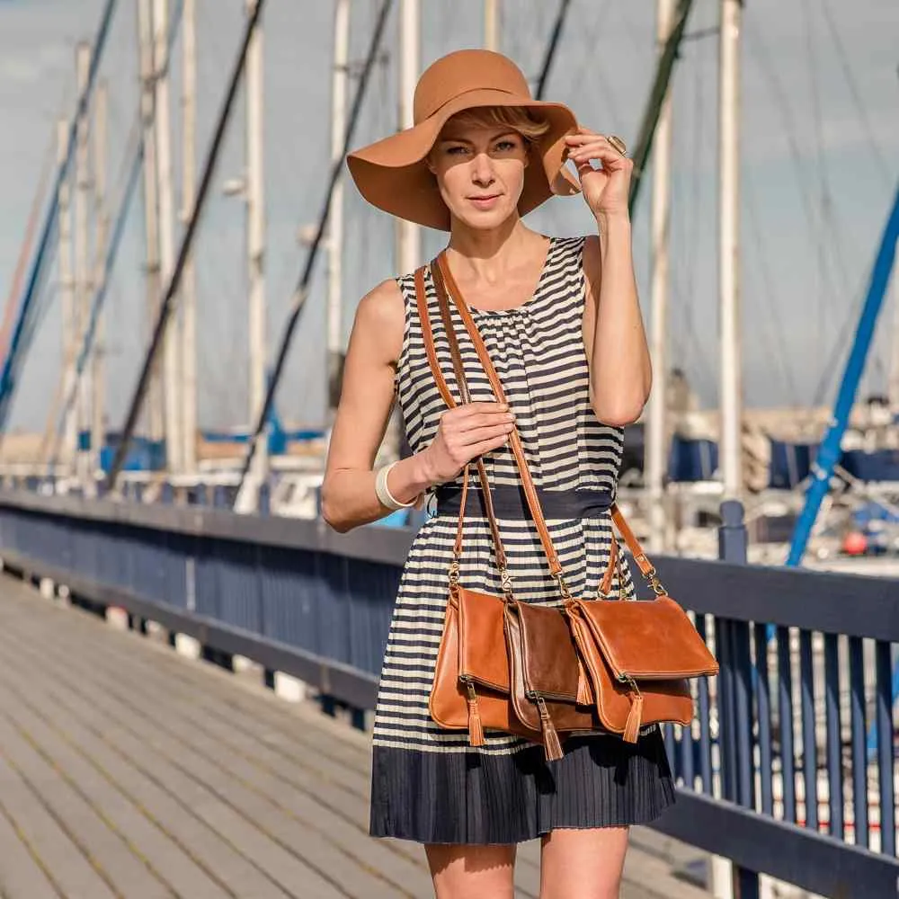 Zemp Kuala Lumpur Small Cross Body Bag | Chestnut